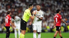 Trọng tài không phải ‘là cha, là mẹ’ của Real Madrid